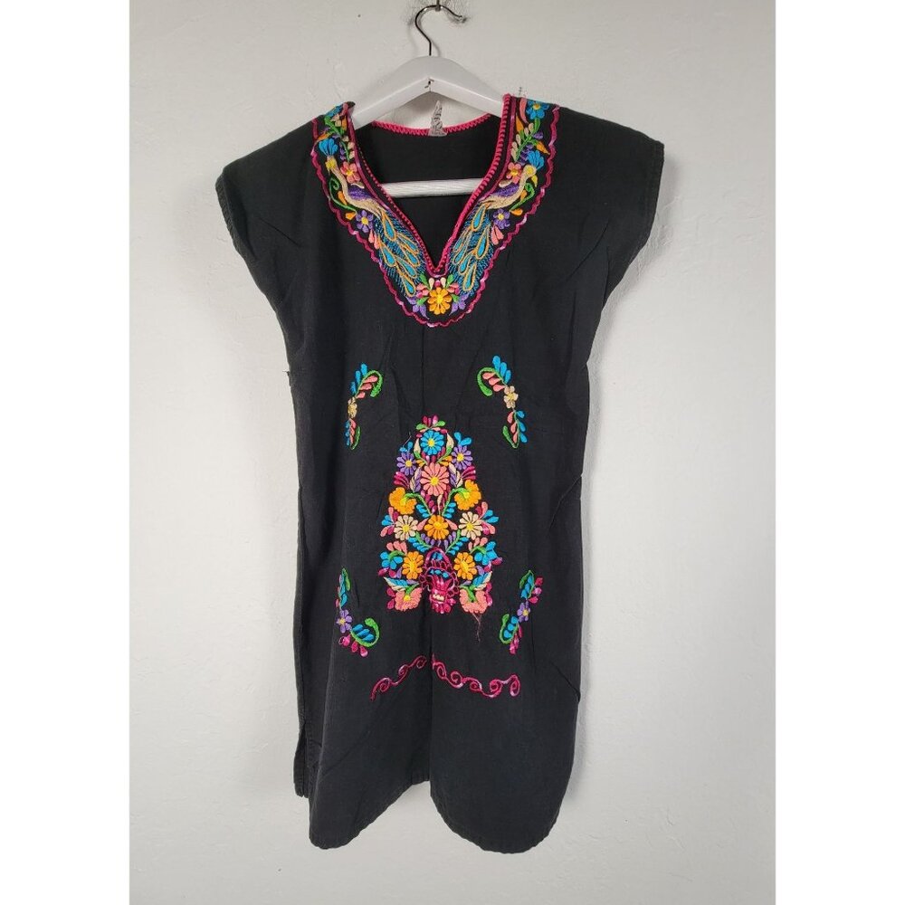 Handmade Black Mexican Embroidered Floral Mini Dress Cap Sleeve V-Neck Boho
